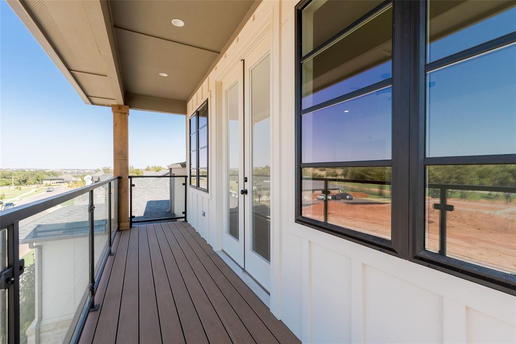 1032 Bison Ridge Road Property Photo 2
