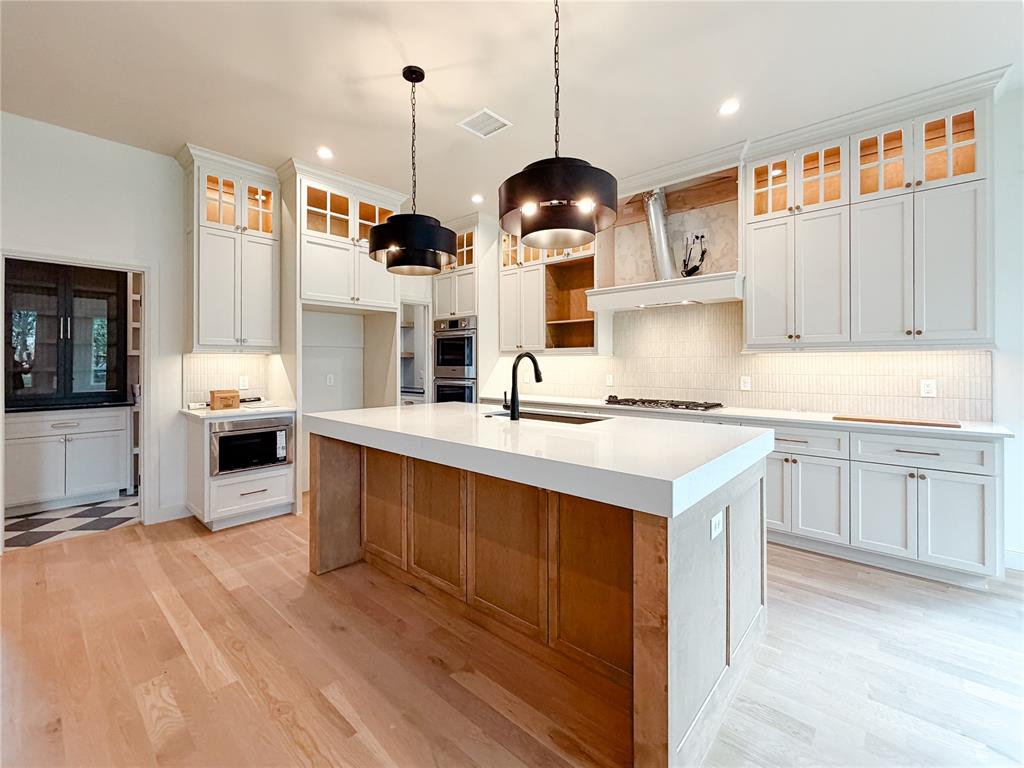 1032 Bison Ridge Road Property Photo 9