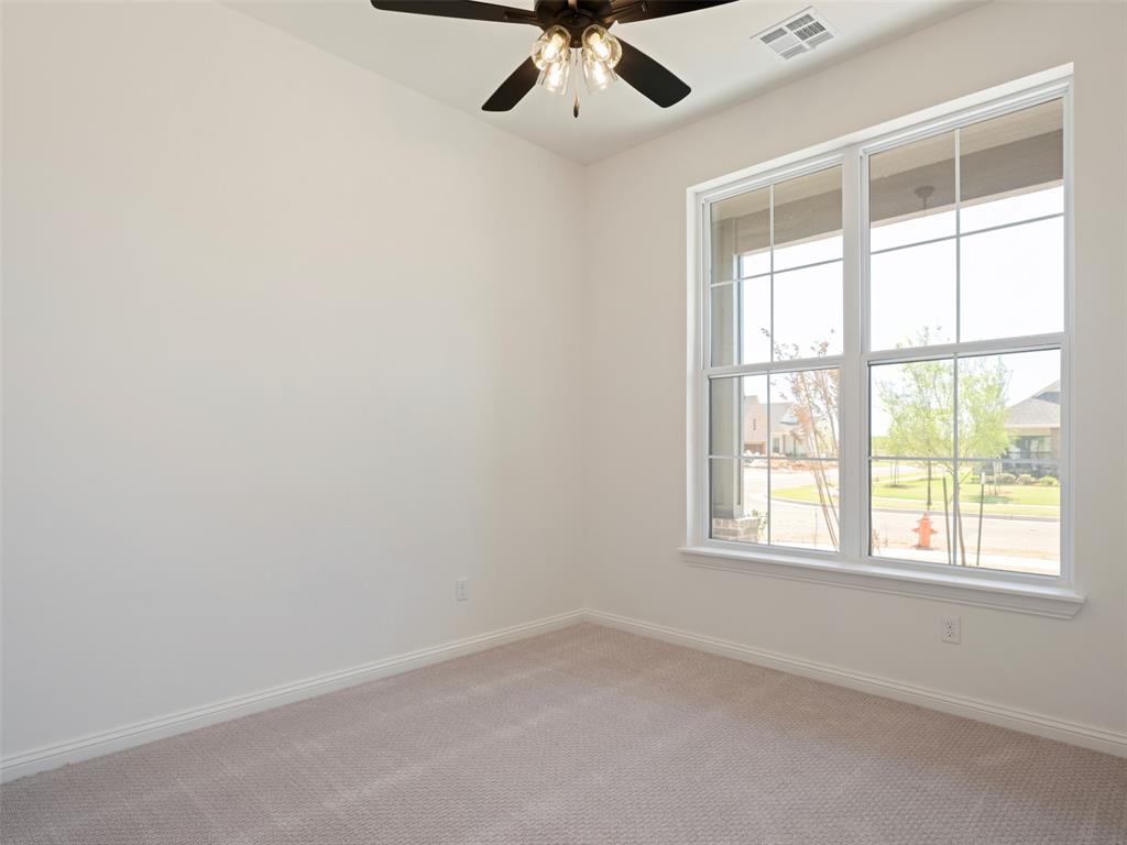 7901 Nw 163rd Street Property Photo 5