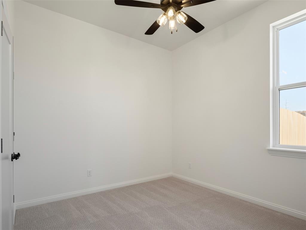 7901 Nw 163rd Street Property Photo 7