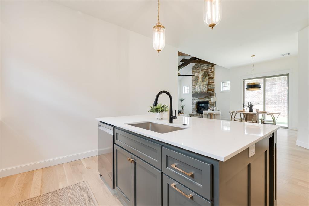 1725 Parkwood Avenue Property Photo 18