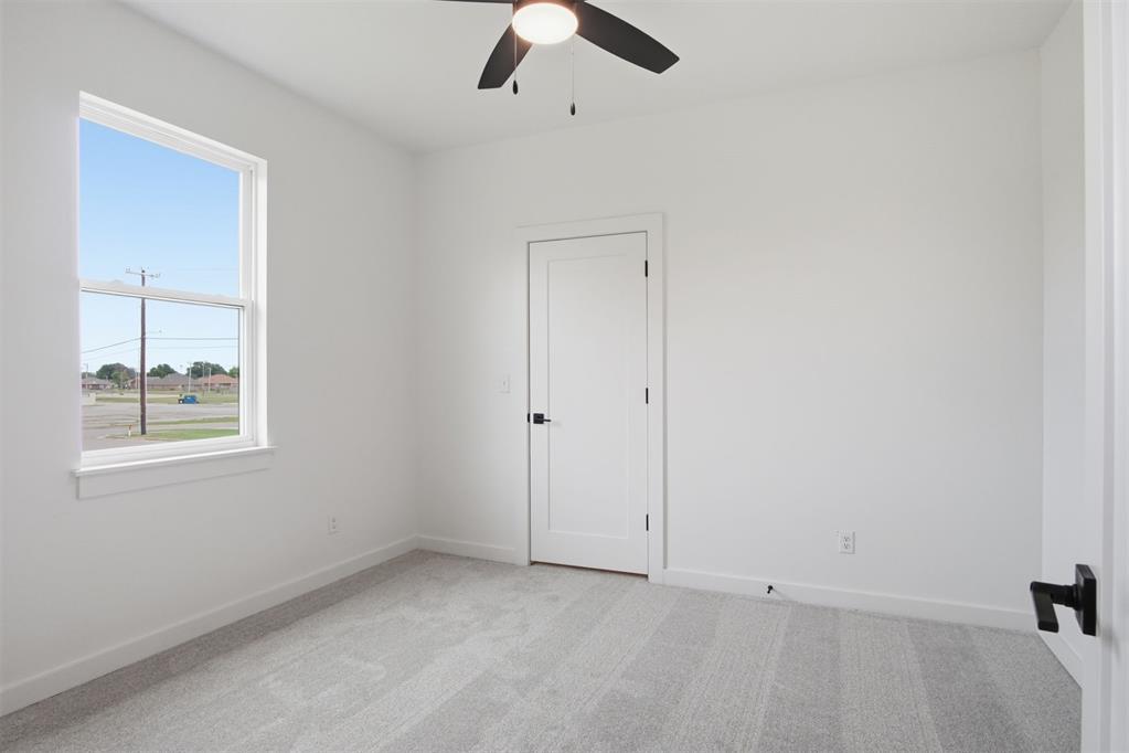 1605 Ne 7th Street Property Photo 15