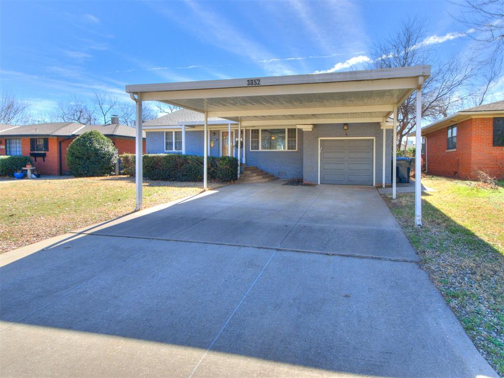 3052 Nw 68th Street Property Photo 3