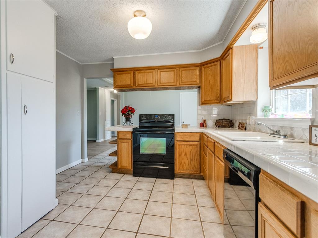 3052 Nw 68th Street Property Photo 20