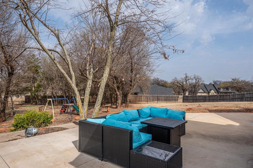 3353 Mcdaniel Property Photo 15