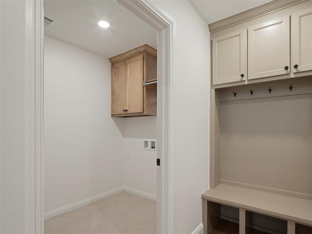 16309 Blackberry Farm Road Property Photo 13