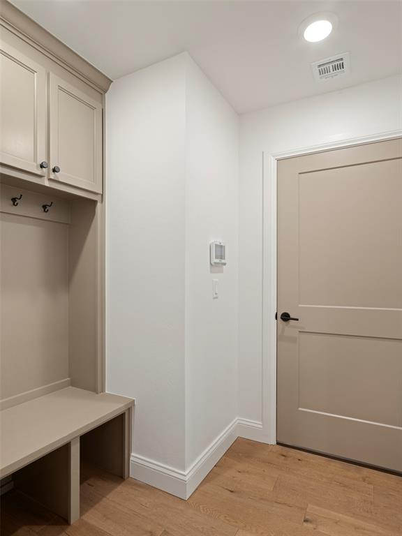 16309 Blackberry Farm Road Property Photo 14