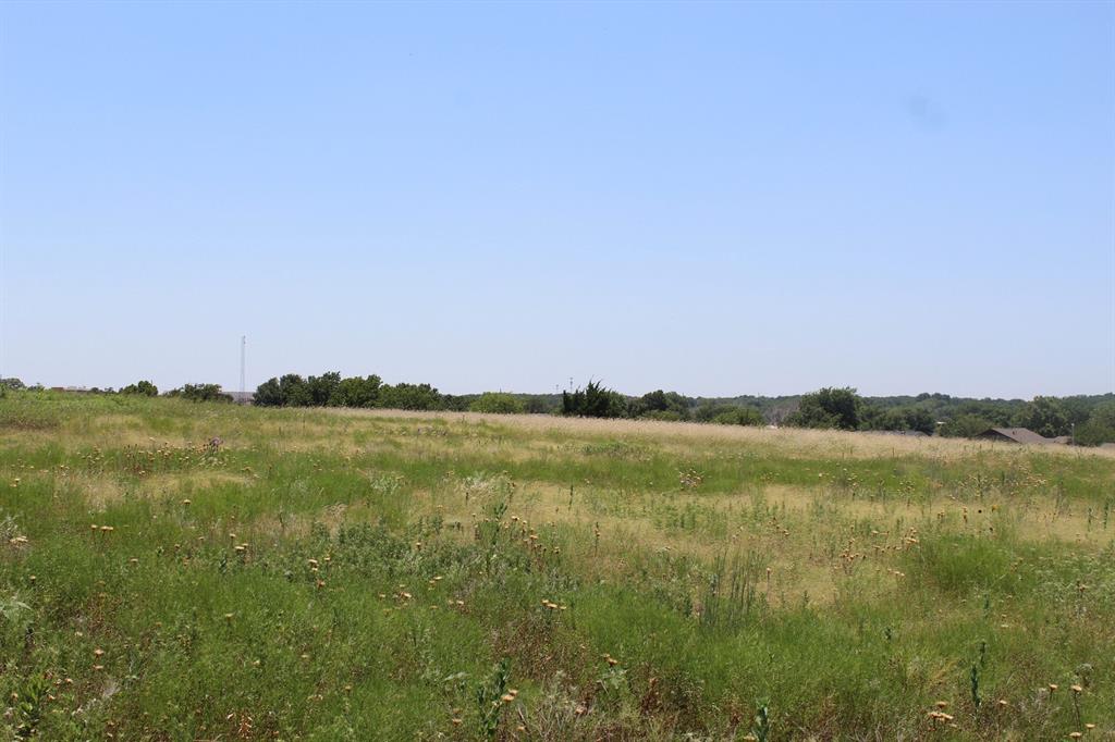 506 Ne Flower Mound Road Property Photo 3
