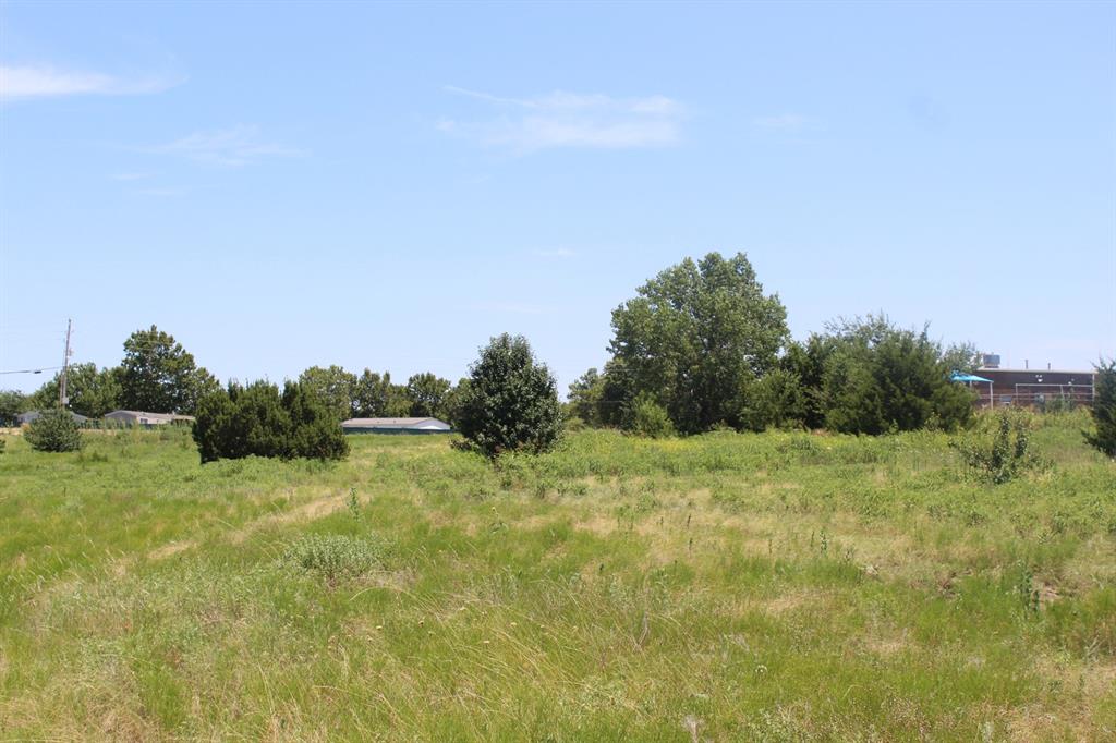 506 Ne Flower Mound Road Property Photo 4