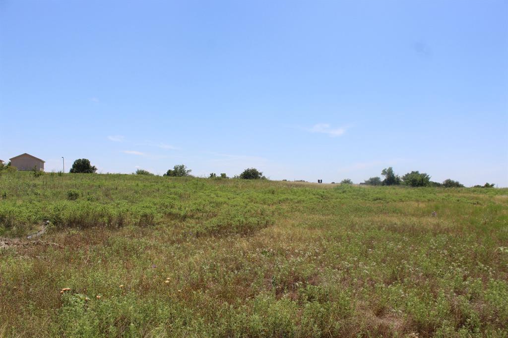 506 Ne Flower Mound Road Property Photo 5