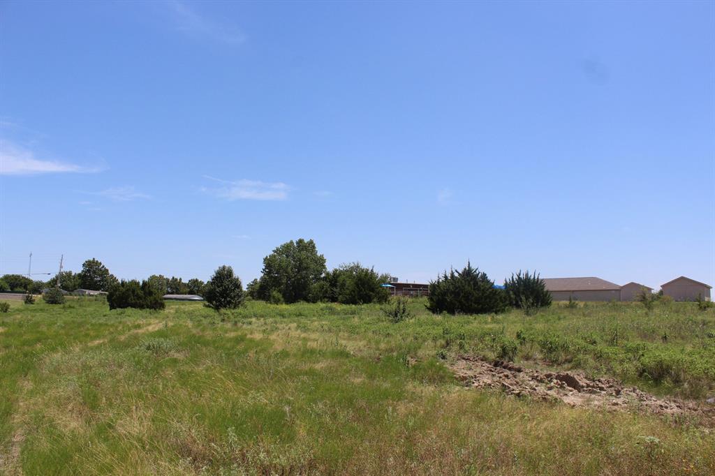 506 Ne Flower Mound Road Property Photo 6