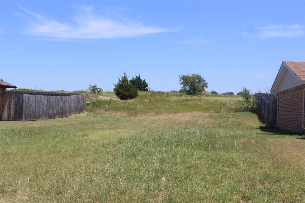 506 Ne Flower Mound Road Property Photo 8
