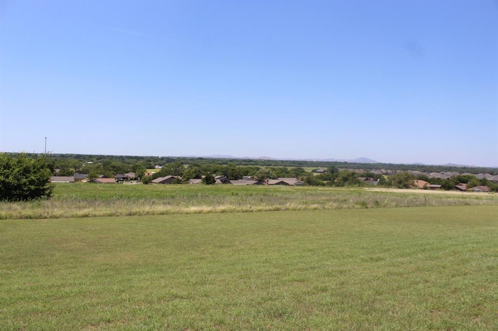 506 Ne Flower Mound Road Property Photo 9