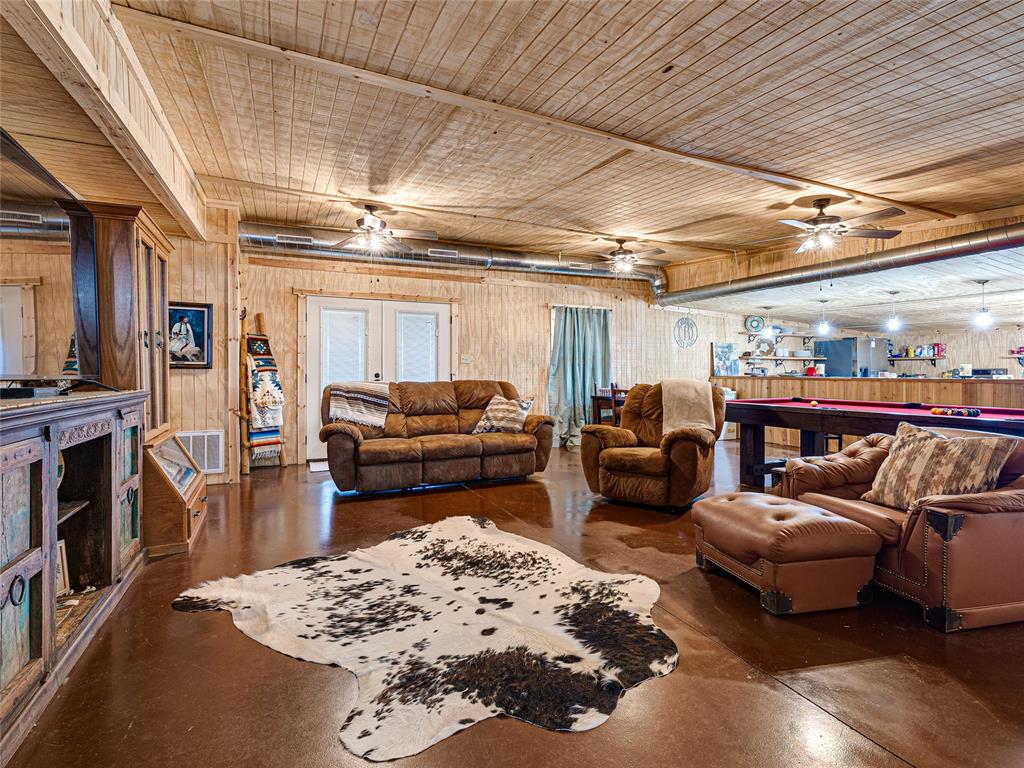 9505 E Mcelroy Road Property Photo 3