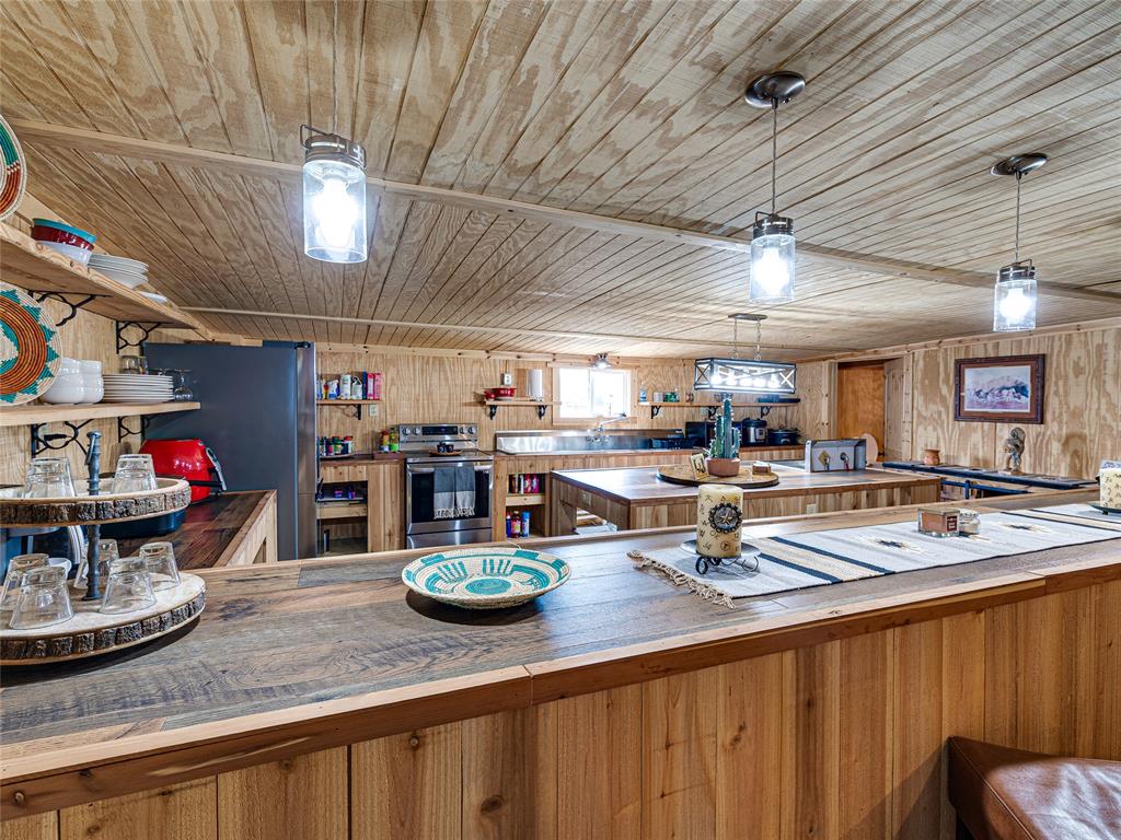 9505 E Mcelroy Road Property Photo 4