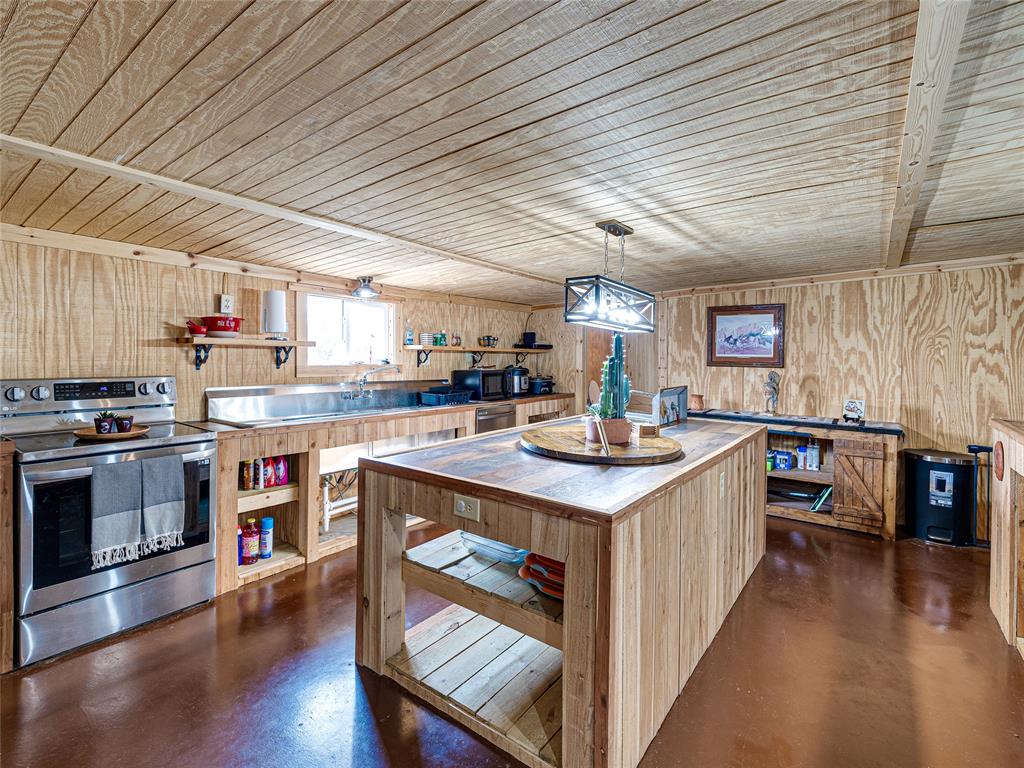 9505 E Mcelroy Road Property Photo 12