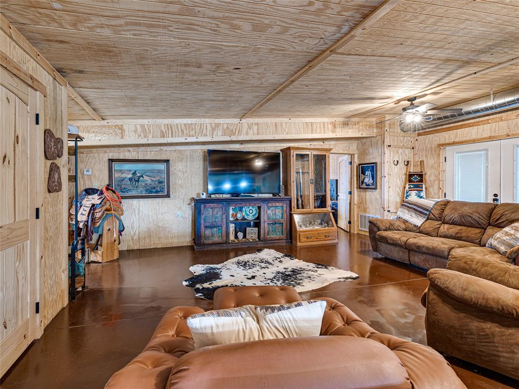 9505 E Mcelroy Road Property Photo 16