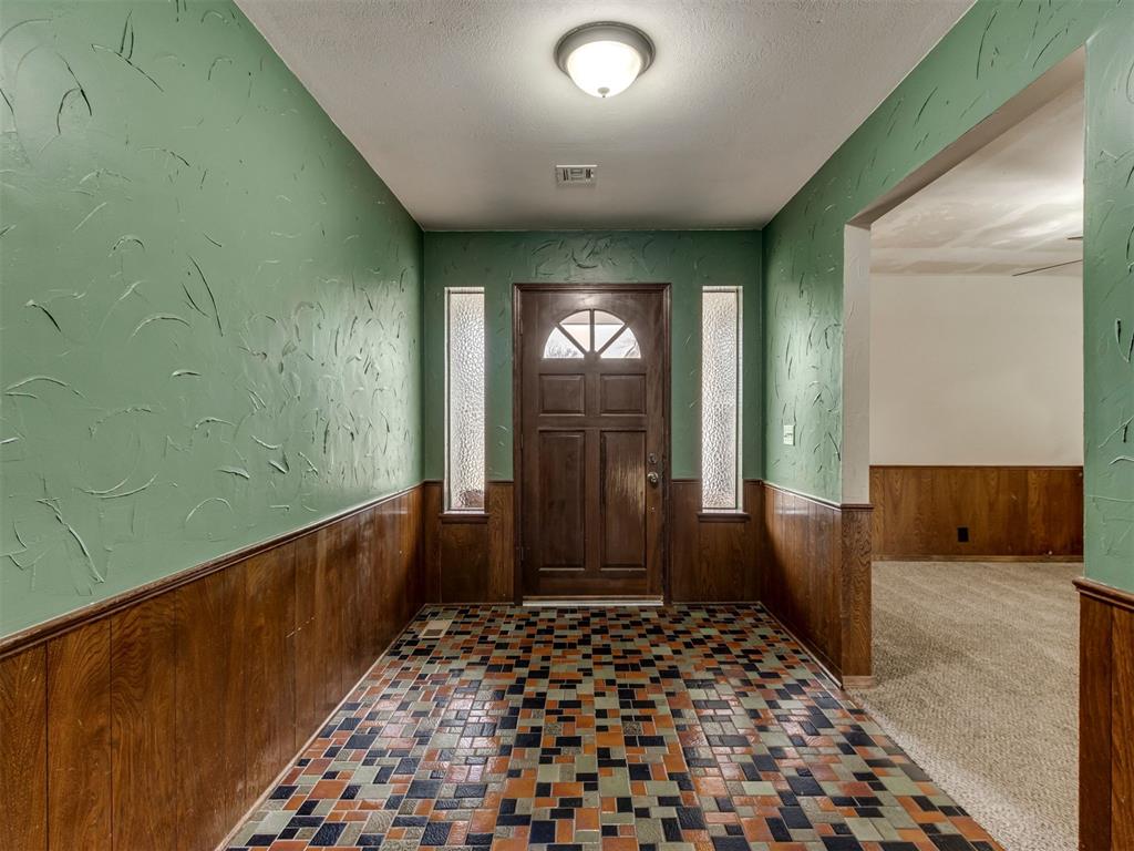 6212 Willowridge Drive Property Photo 2