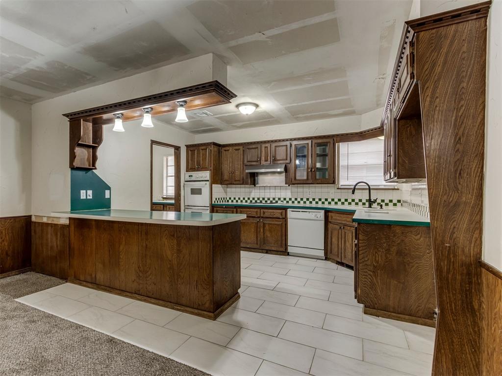6212 Willowridge Drive Property Photo 8