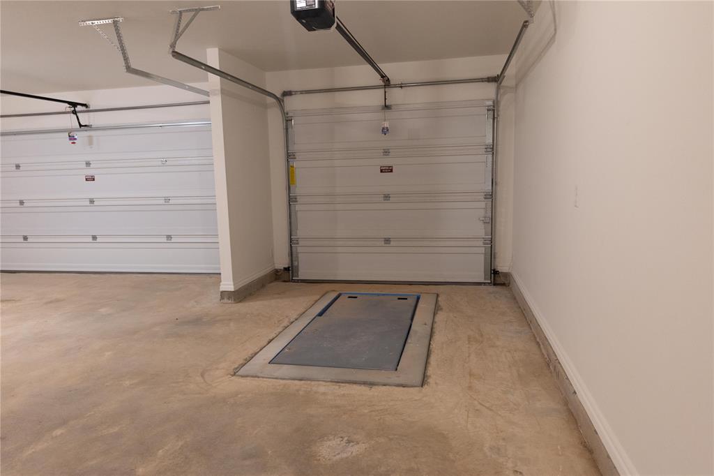 9232 Nw 119th Street Property Photo 28