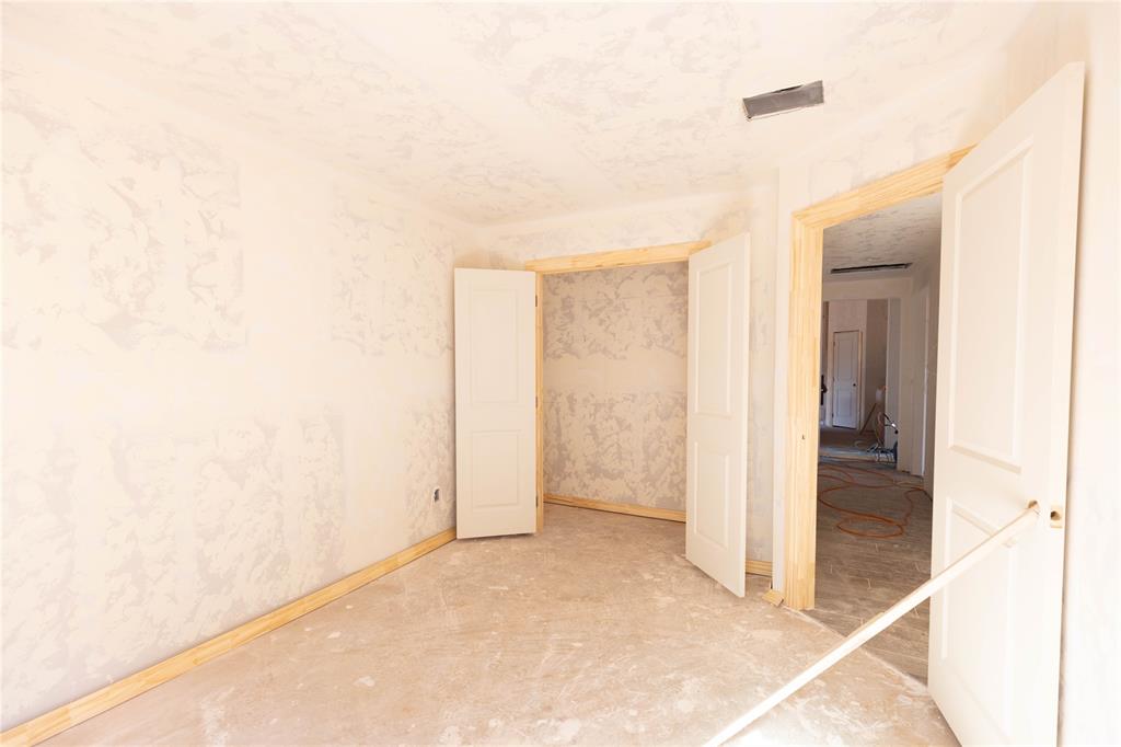 9300 Nw 119th Street Property Photo 13