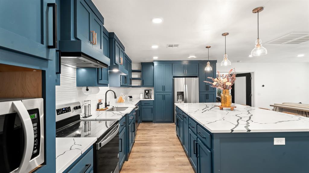 14101 Iron Road Property Photo 10