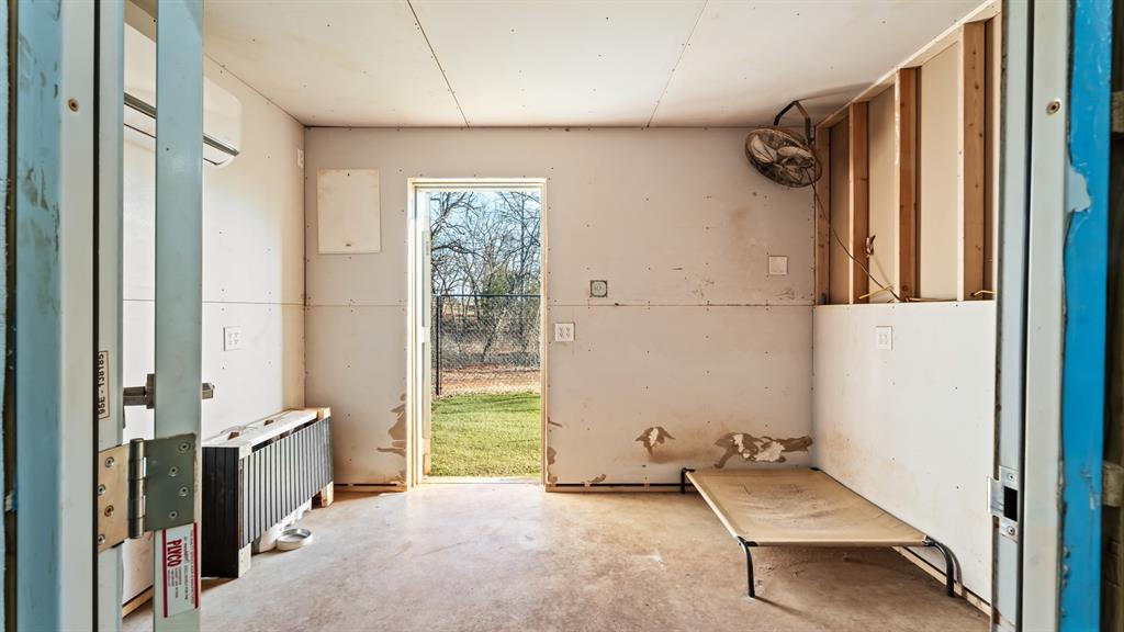 14101 Iron Road Property Photo 27
