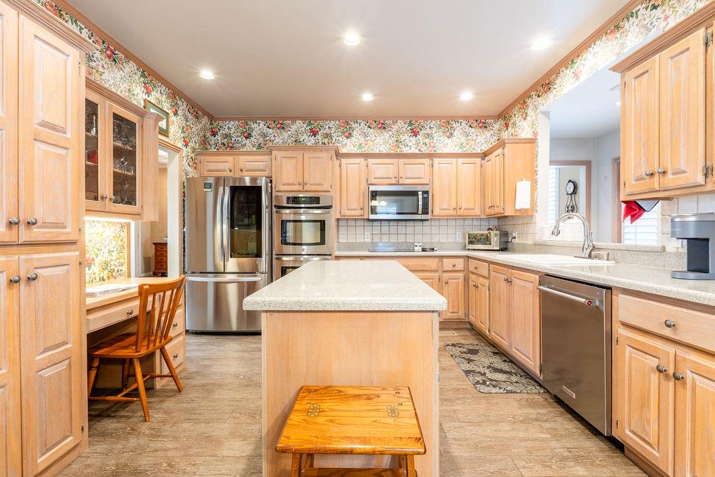 9 Castle Creek Place Property Photo 12
