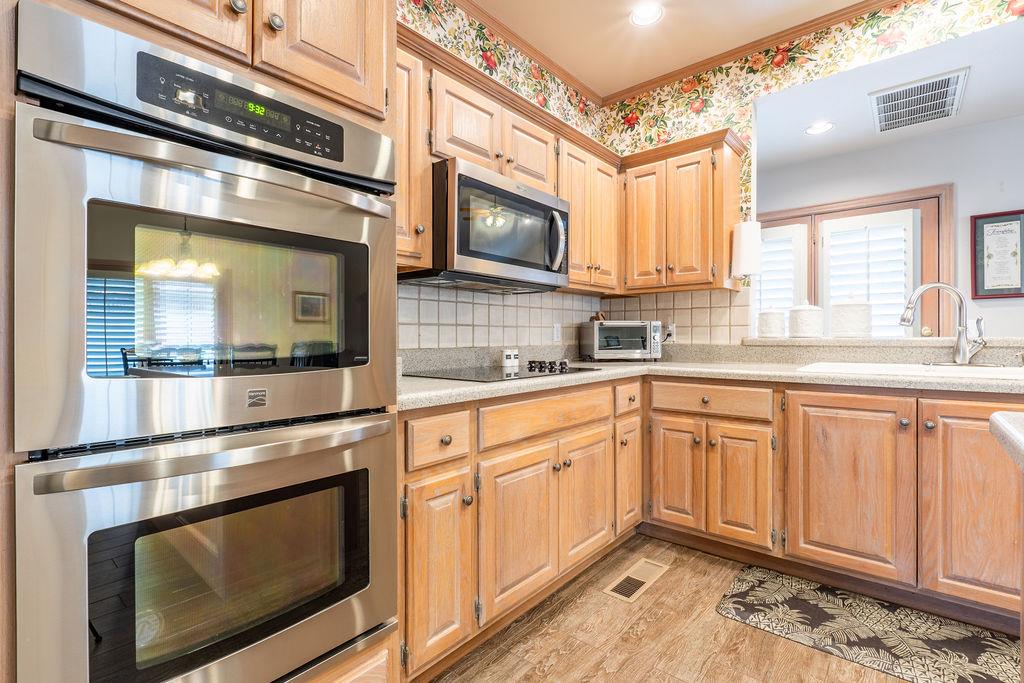 9 Castle Creek Place Property Photo 13