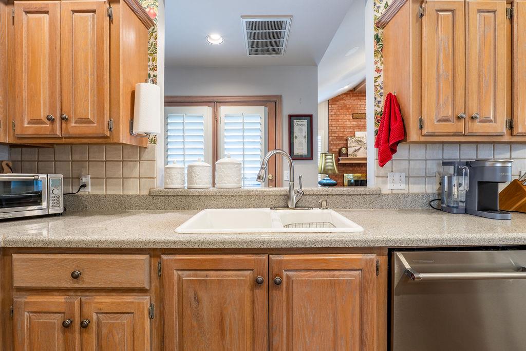 9 Castle Creek Place Property Photo 15