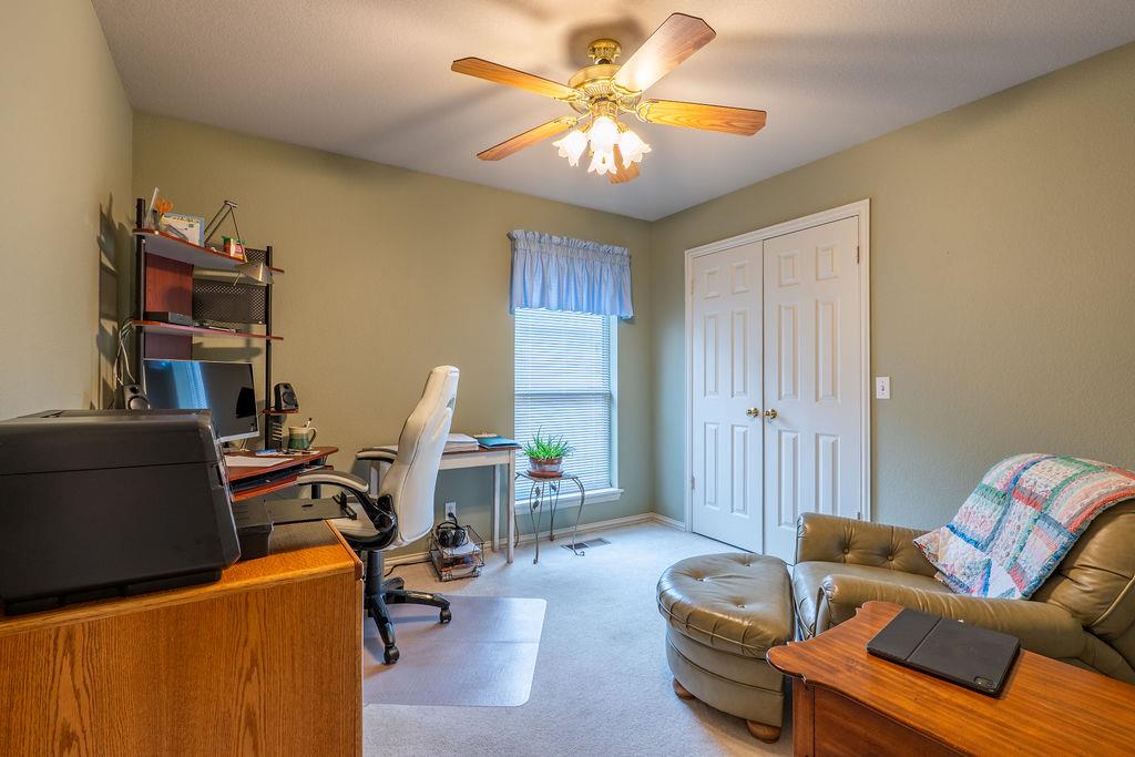 9 Castle Creek Place Property Photo 18