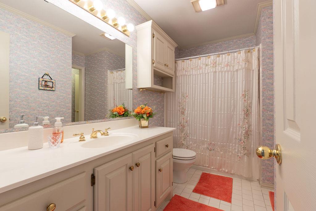 9 Castle Creek Place Property Photo 22