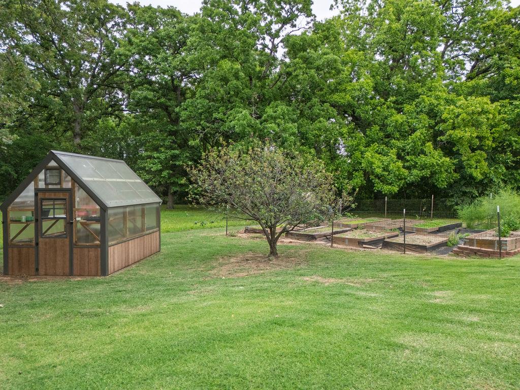 9 Castle Creek Place Property Photo 48