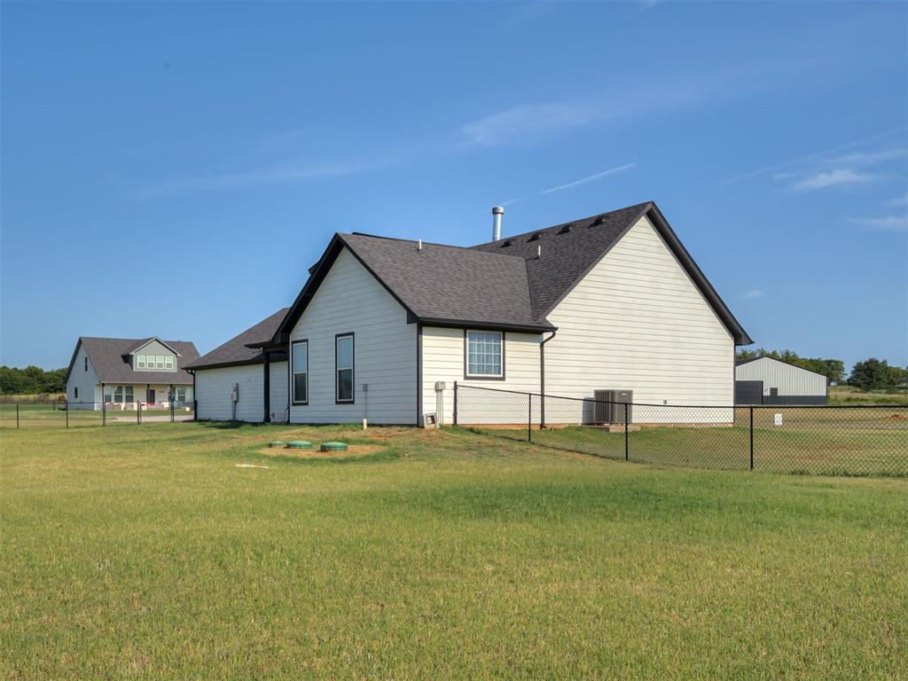 22566 Ranch Road Property Photo 4