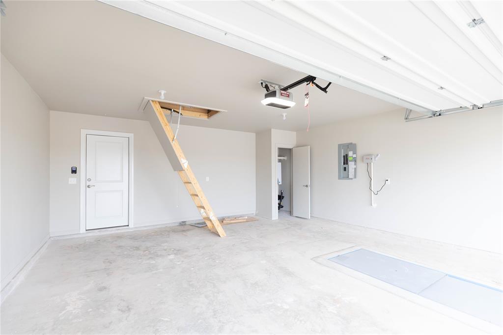 9228 Nw 119th Street Property Photo 22