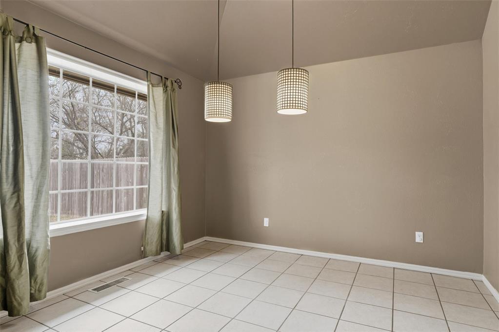 1205 Alexanders Trail Property Photo 14