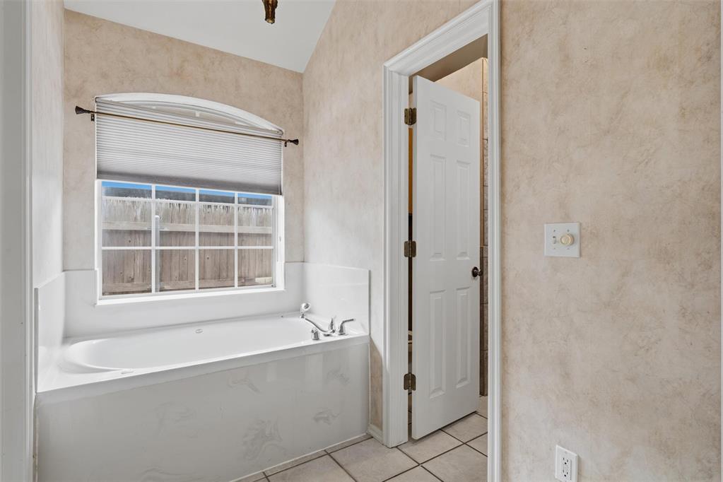 1205 Alexanders Trail Property Photo 18