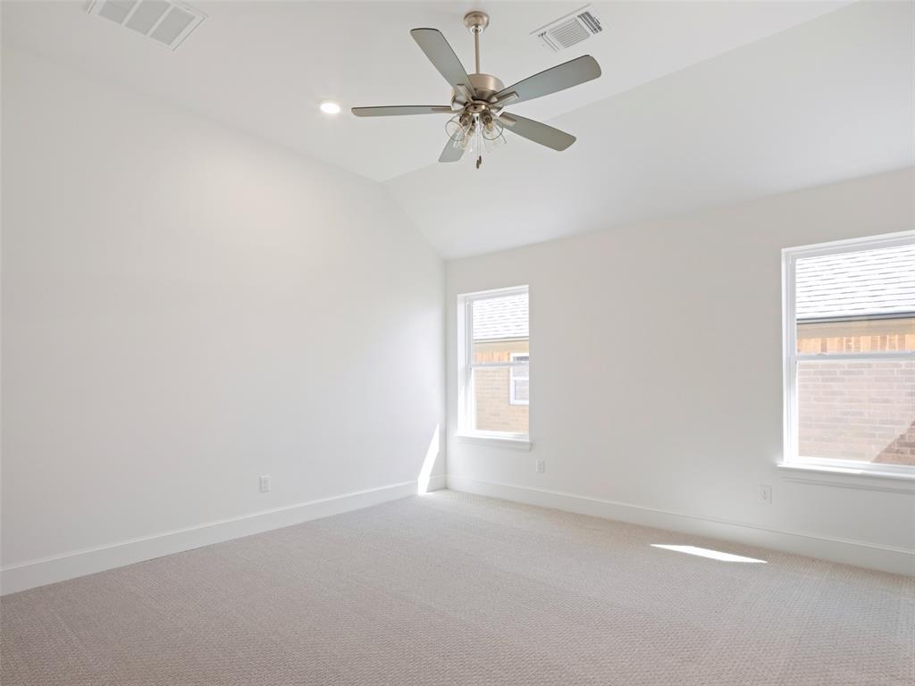 16301 Dakota Drive Property Photo 26