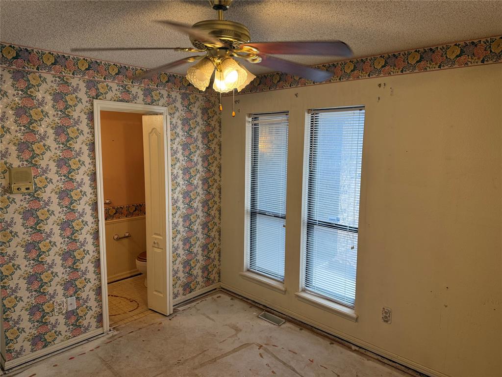 9310 S Hudson Avenue Property Photo 6