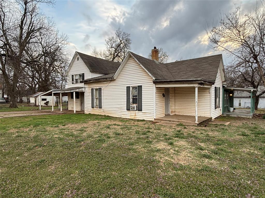 521 E Vilas Avenue Property Photo 3