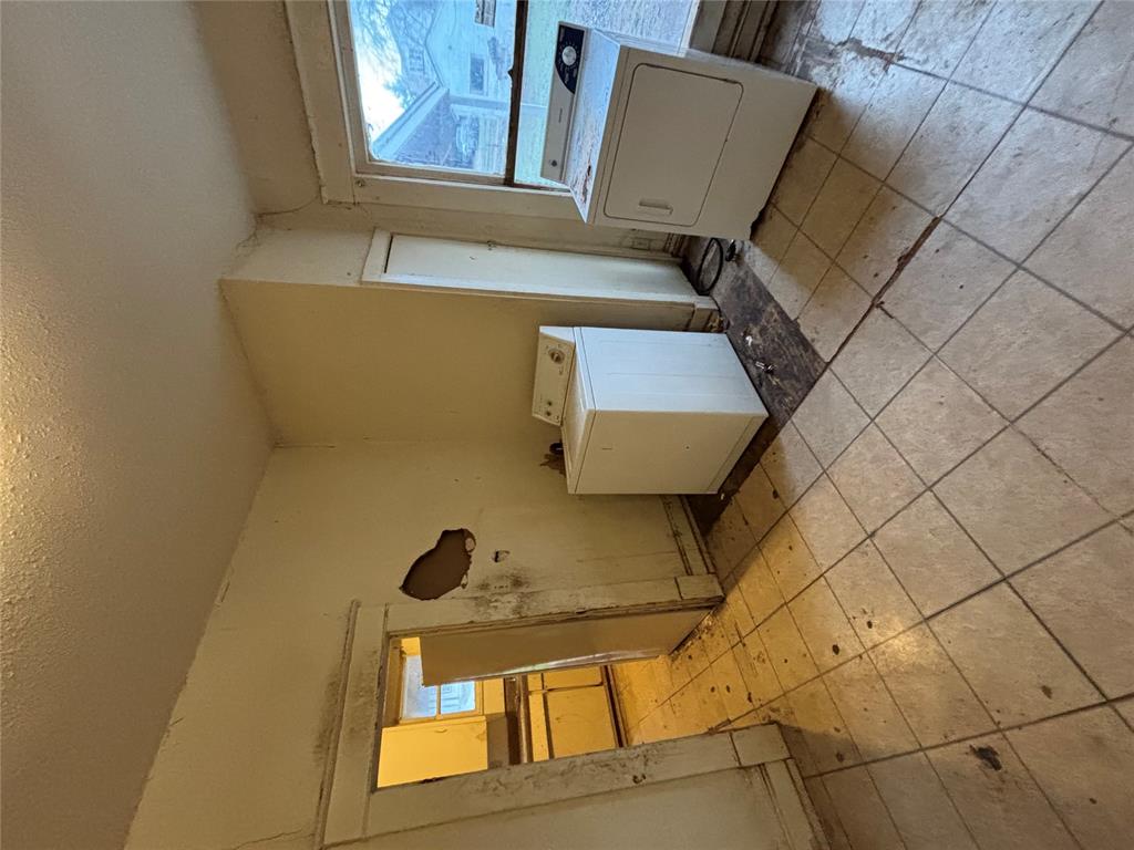 521 E Vilas Avenue Property Photo 11
