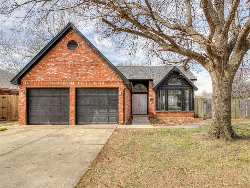 516 Winston Drive Property Photo 1
