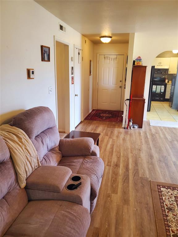 1217299 Property Photo 4