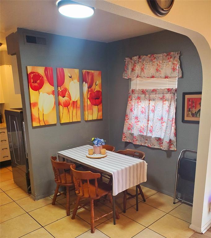 1217299 Property Photo 6