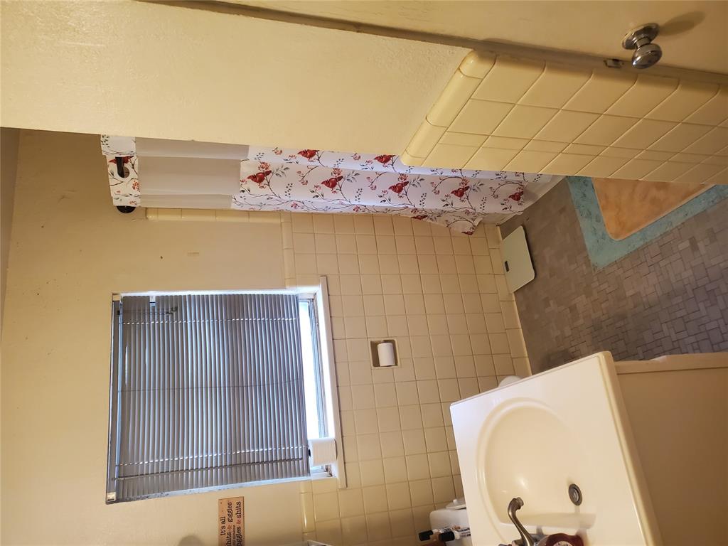 1217299 Property Photo 9