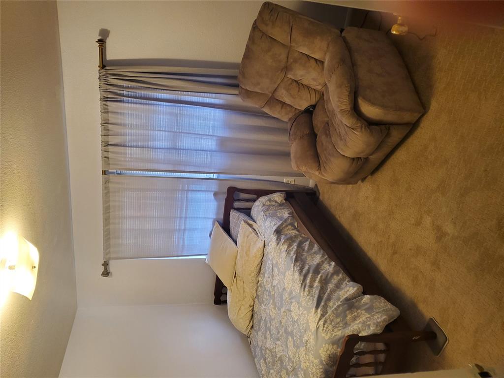 1217299 Property Photo 15