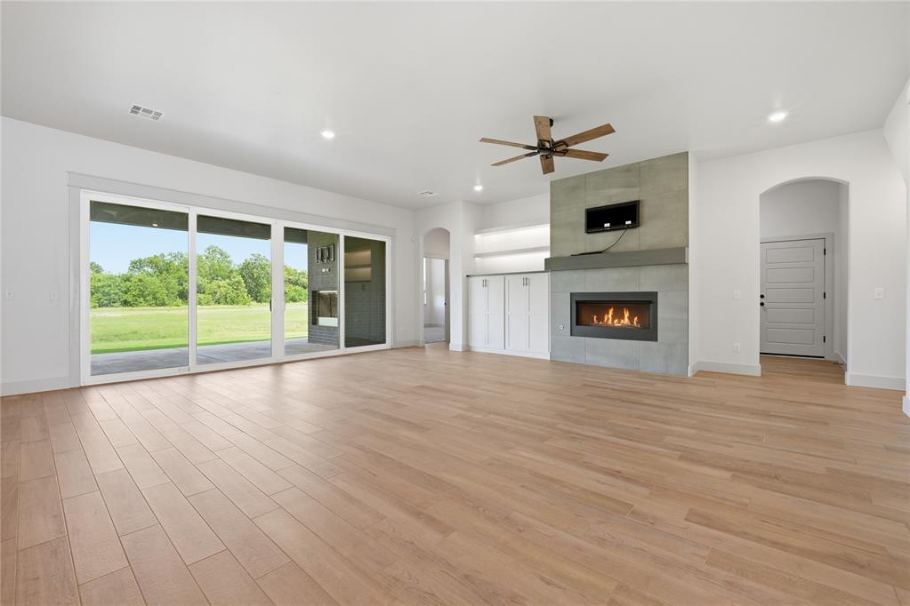 2600 Hayfield Way Property Photo 10