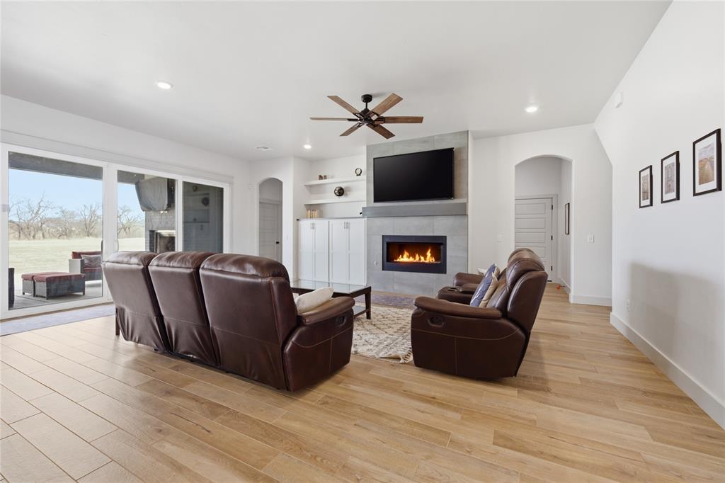 2600 Hayfield Way Property Photo 11