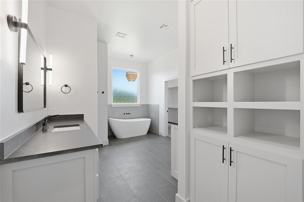 2600 Hayfield Way Property Photo 23