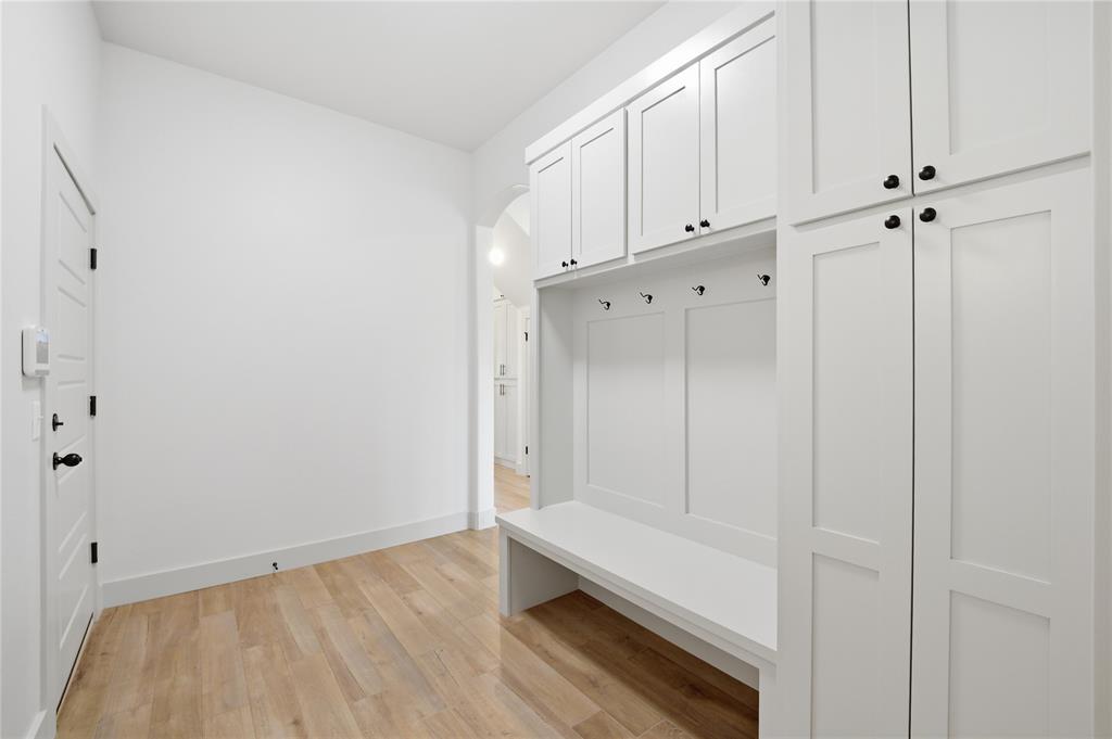 2600 Hayfield Way Property Photo 27